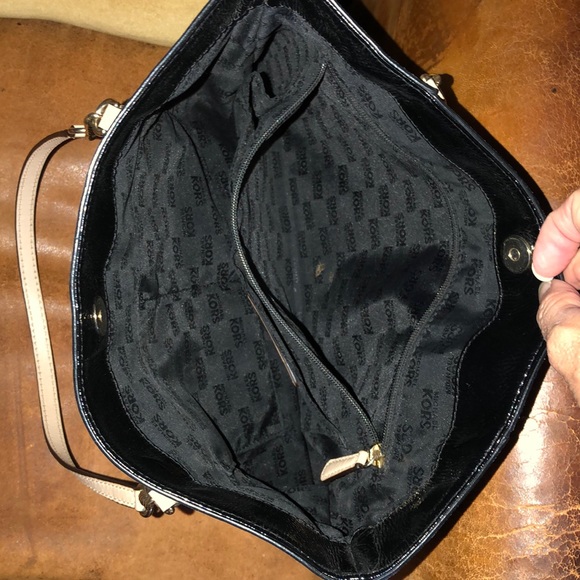 Michael Kors Monogram Tote - Picture 3 of 5